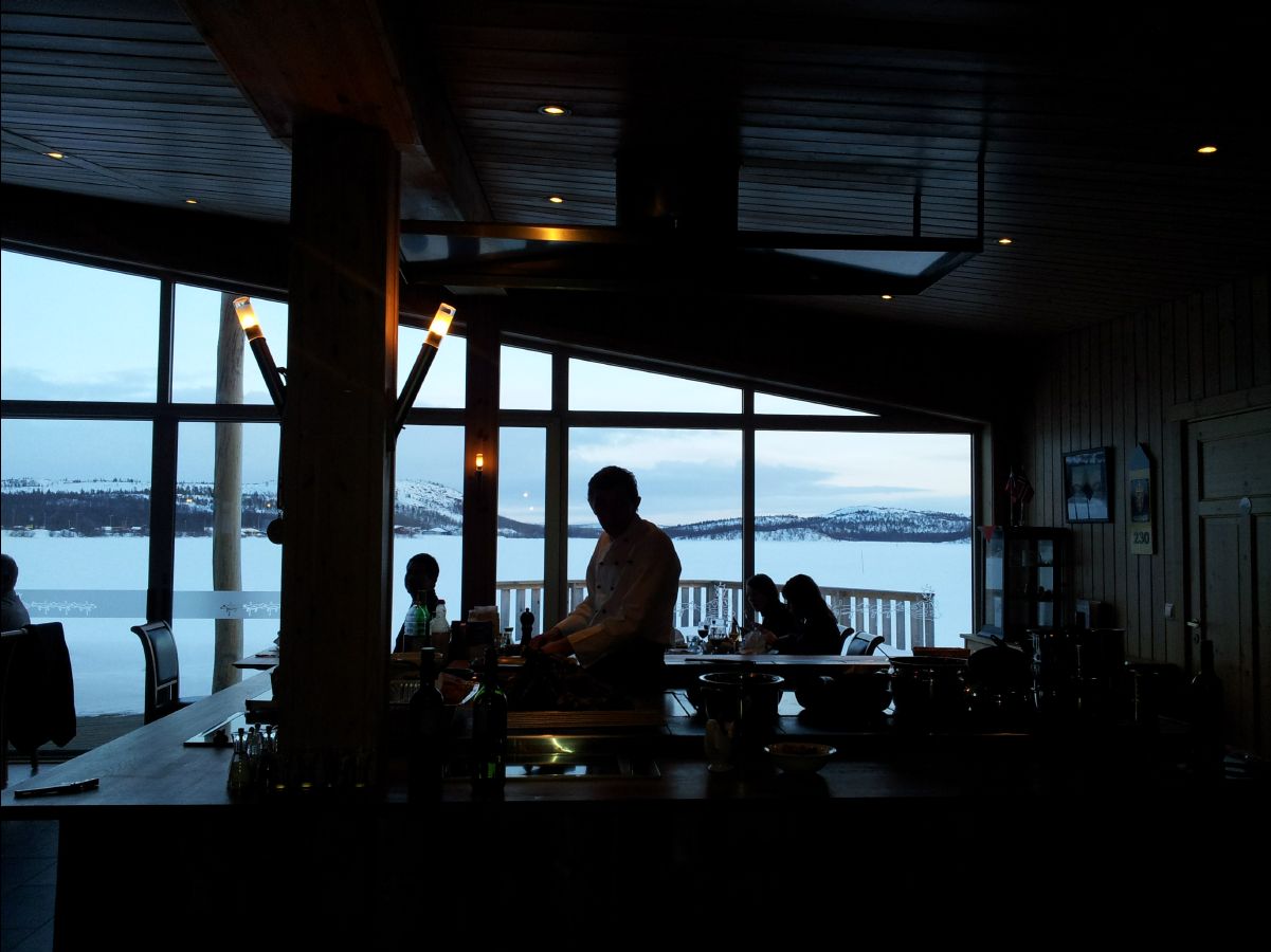 Gapahuken Restaurant06